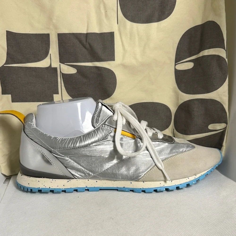 ONCEPT MOD.004 Travelist S22 Tokyo Silver Flash Women's Sneakers Sz 10 - Picture 8 of 13